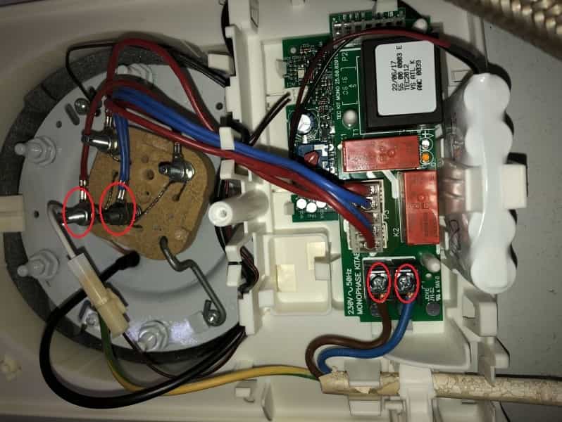 Cómo verificar un termostato de calentador de agua electrónico monofásico 230V de un kit híbrido ACI