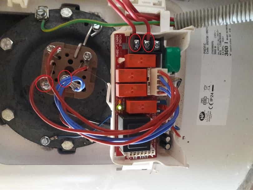 Cómo verificar un termostato de calentador de agua electrónico trifásico de 400 V con kit híbrido ACI